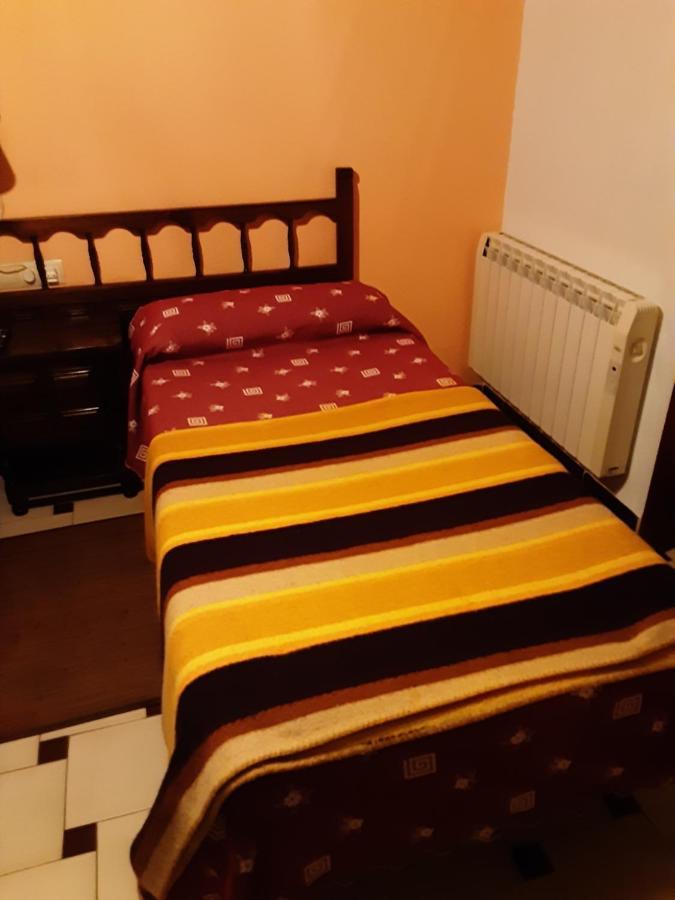 Hostal El Molino Calanda Buitenkant foto