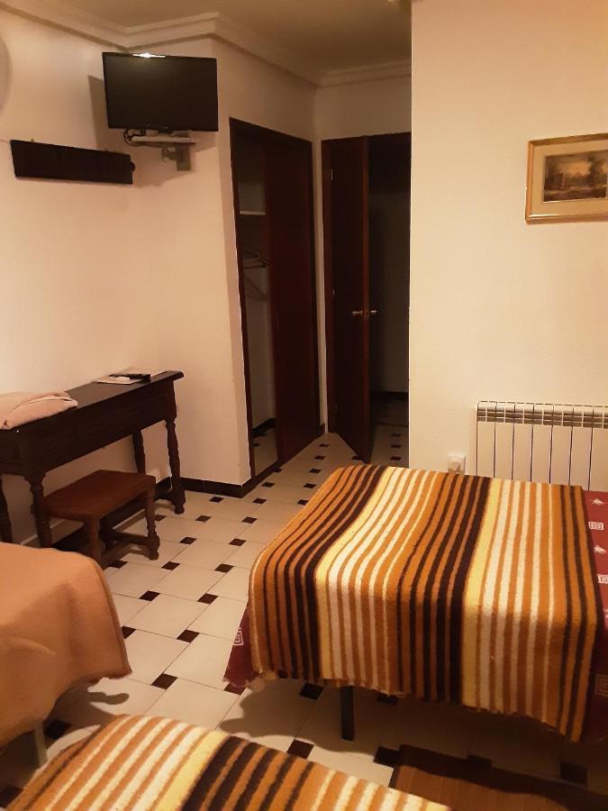 Hostal El Molino Calanda Buitenkant foto