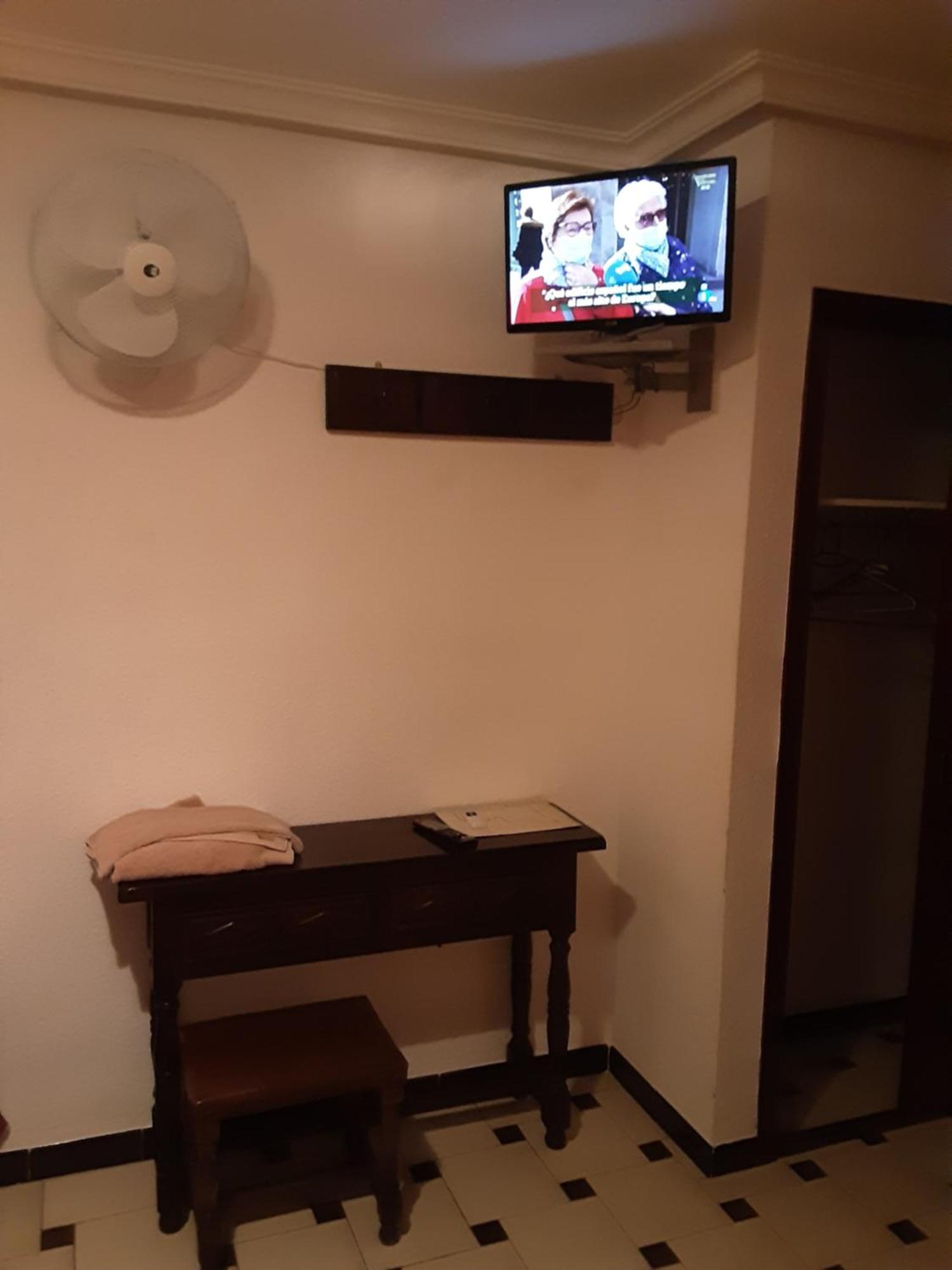 Hostal El Molino Calanda Buitenkant foto